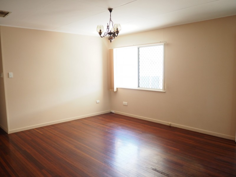 35 Hercules Road, Mount Isa QLD 4825