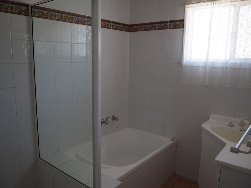 35 Hercules Road, Mount Isa QLD 4825