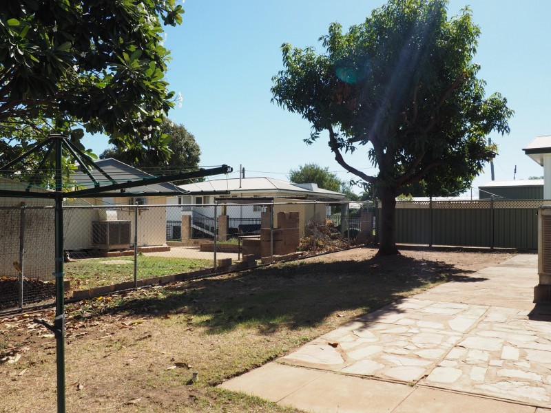 35 Hercules Road, Mount Isa QLD 4825