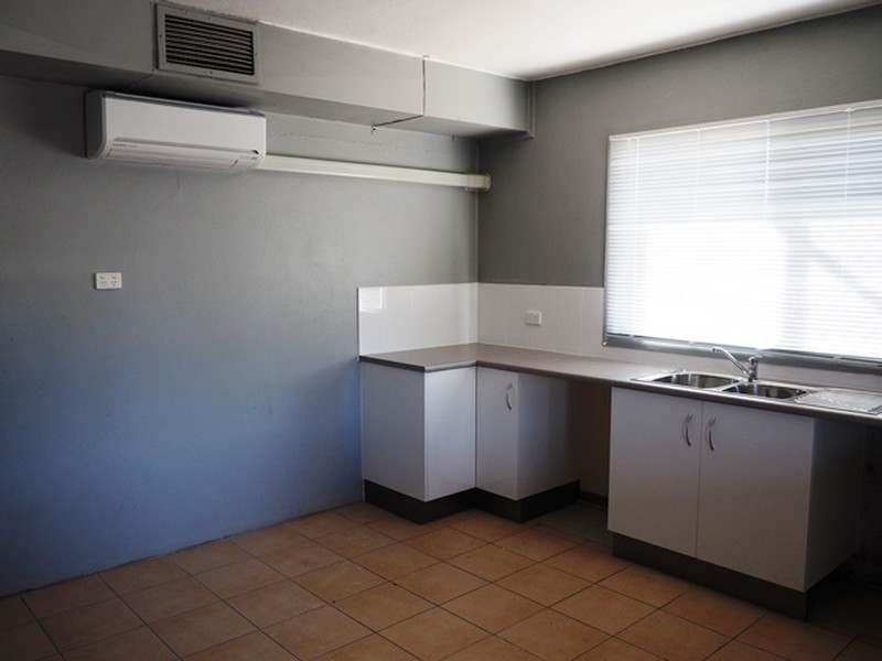 Unit 3/8 Seventh Avenue, Mount Isa QLD 4825
