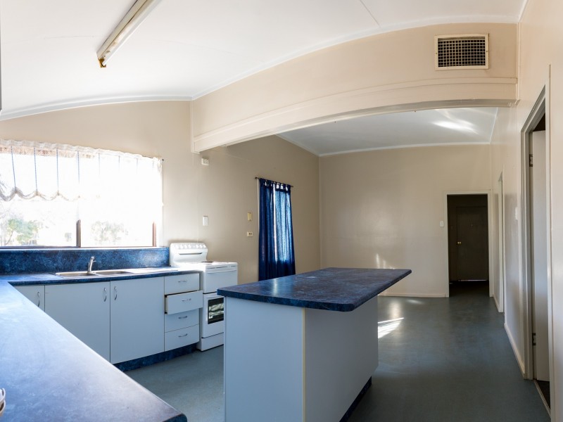 18 Thirteenth Avenue, Mount Isa QLD 4825