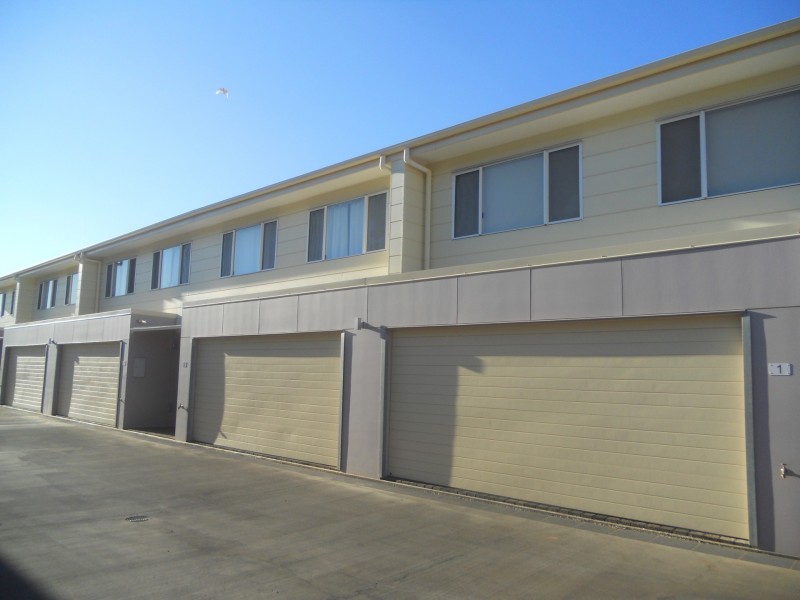 Unit 2/One 11 West Street, Mount Isa QLD 4825