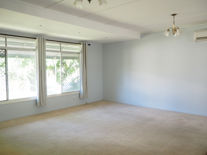 8 Opal Street, Mount Isa QLD 4825