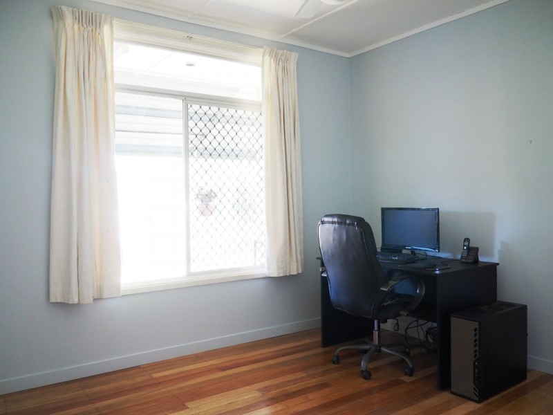 8 Opal Street, Mount Isa QLD 4825