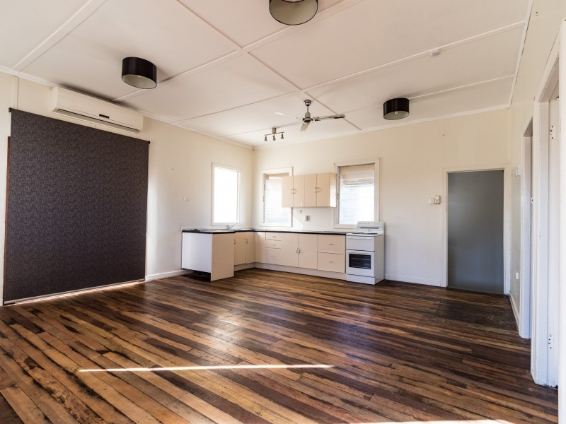 5 Hilton Road, Mount Isa QLD 4825