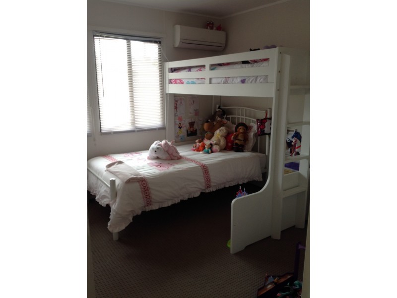 28 Hinkler Crescent, Mount Isa QLD 4825