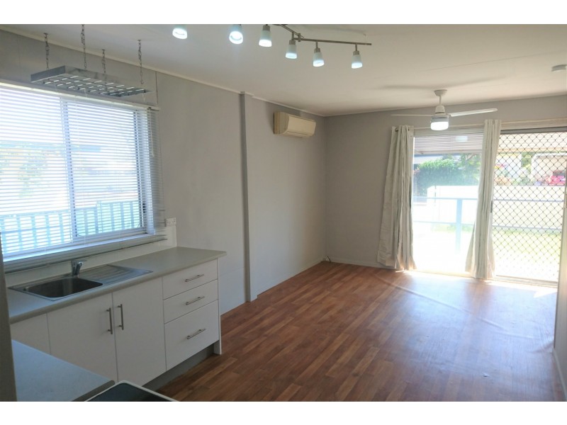 Unit 1/&2 -28 Boyd Parade, Mount Isa QLD 4825
