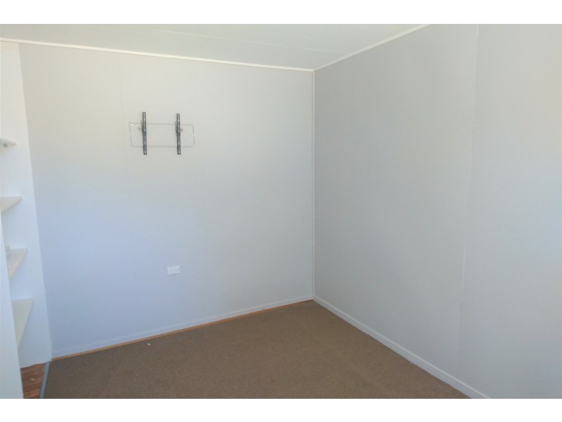 Unit 1/&2 -28 Boyd Parade, Mount Isa QLD 4825