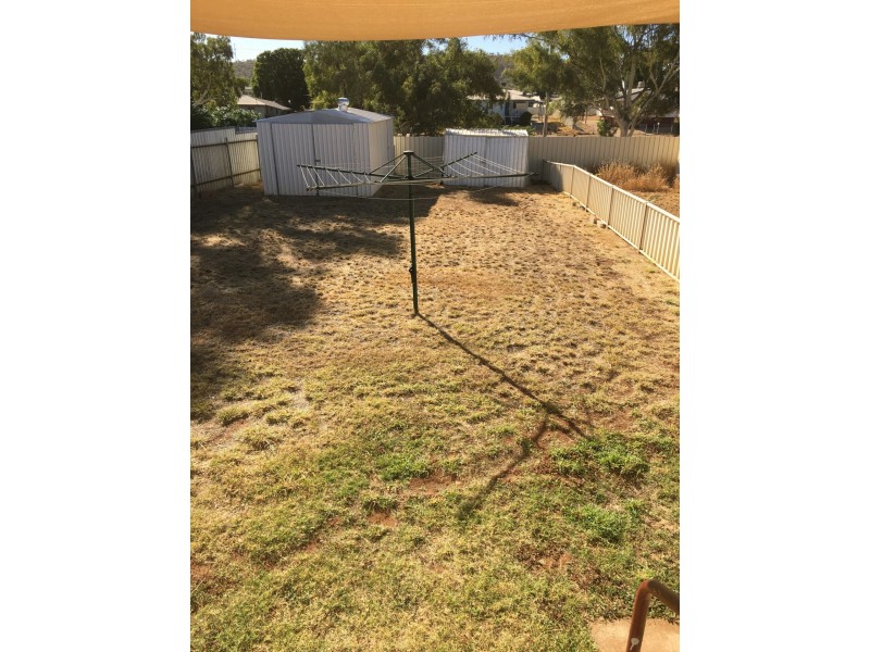 Unit 1/&2 -28 Boyd Parade, Mount Isa QLD 4825