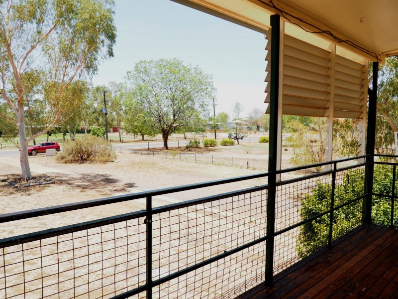 16 McIlwraith Street, Cloncurry QLD 4824