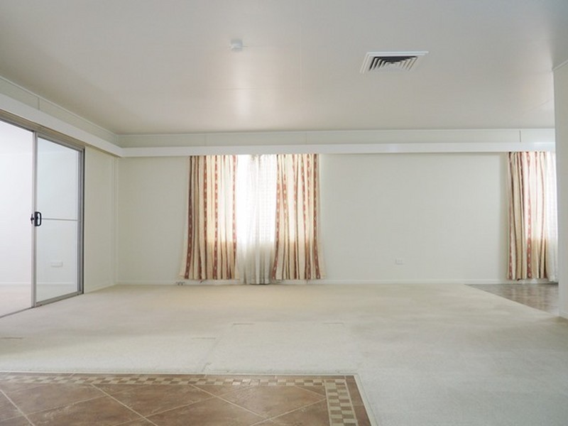 4 Urquhart Street, Mount Isa QLD 4825