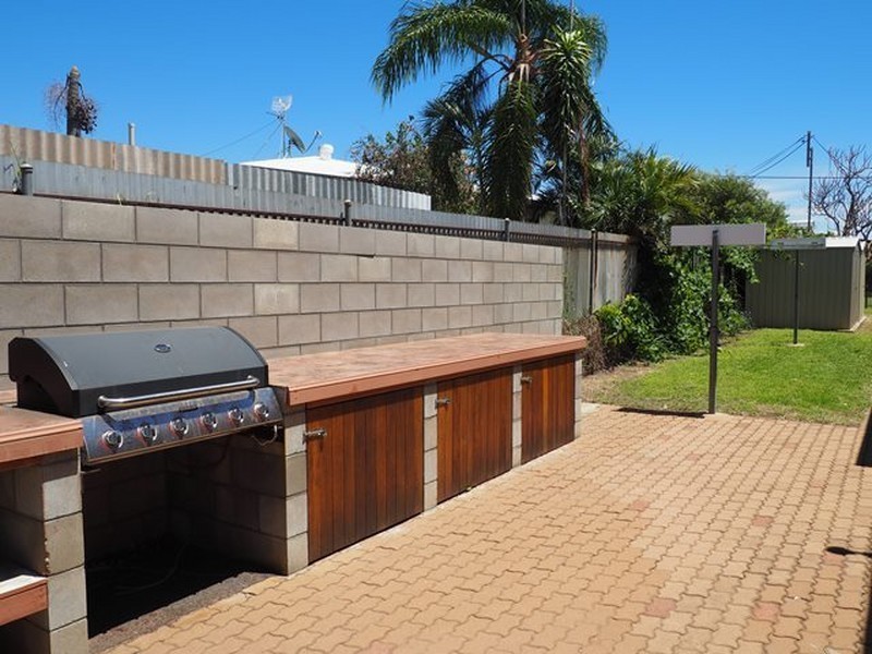 4 Urquhart Street, Mount Isa QLD 4825