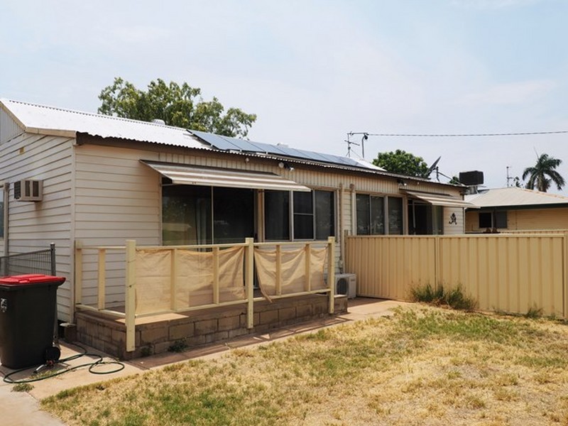 2/28 Boyd Parade, Mount Isa QLD 4825