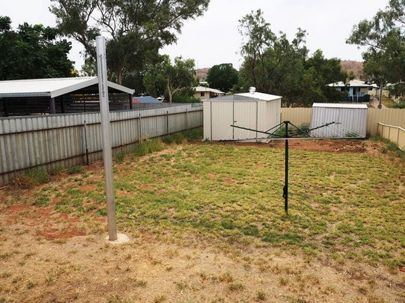 2/28 Boyd Parade, Mount Isa QLD 4825