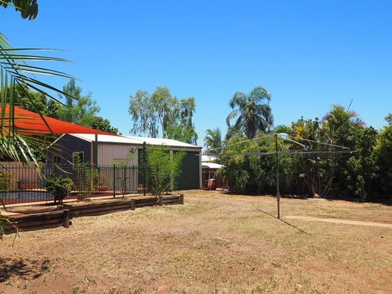 8 Brett Avenue, Mount Isa QLD 4825