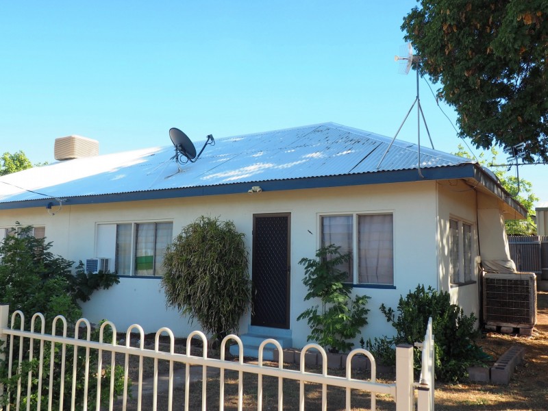 26 Pamela Street, Mount Isa QLD 4825