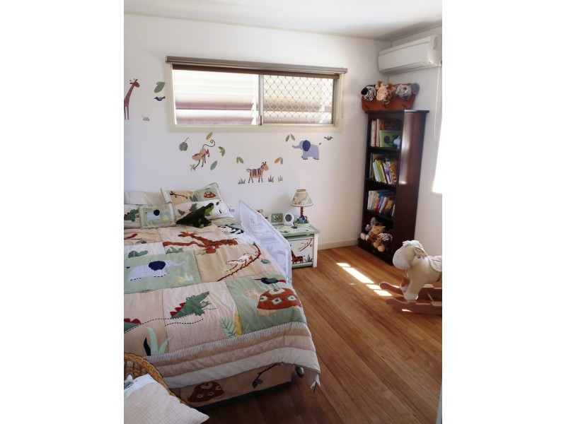 32 Rebecca Street, Mount Isa QLD 4825