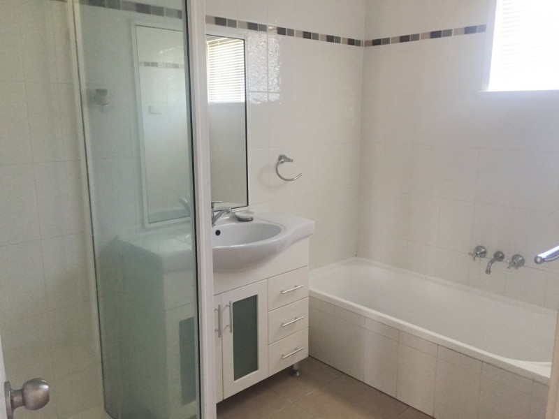 32 Evans Street, Mount Isa QLD 4825