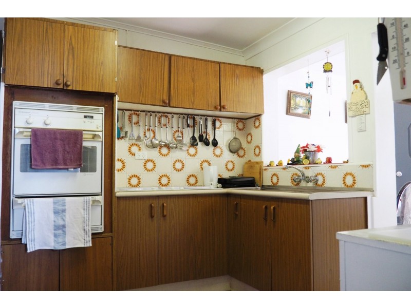 4 Jane Street, Mount Isa QLD 4825