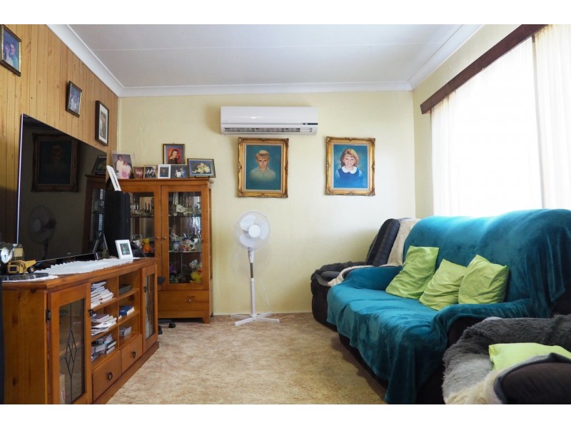 4 Jane Street, Mount Isa QLD 4825