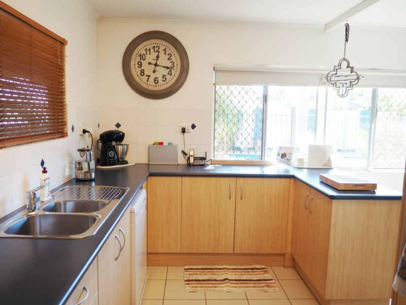 4 Hinkler Crescent, Mount Isa QLD 4825
