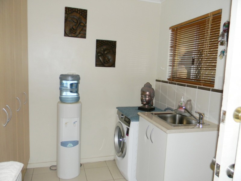 4 Hinkler Crescent, Mount Isa QLD 4825