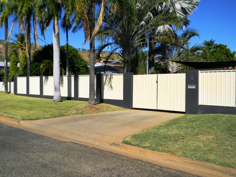 4 Hinkler Crescent, Mount Isa QLD 4825