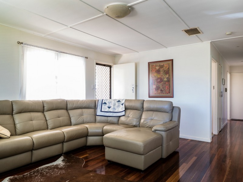 10 Carina Avenue, Mount Isa QLD 4825