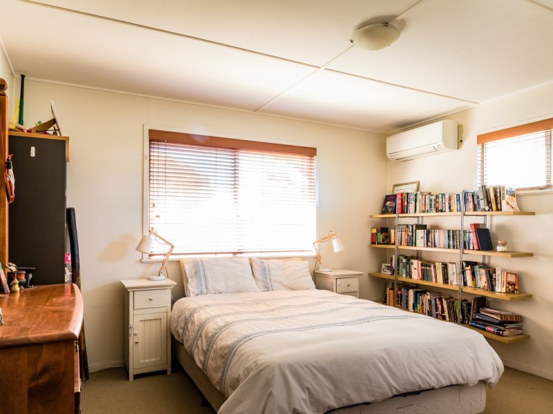 10 Carina Avenue, Mount Isa QLD 4825