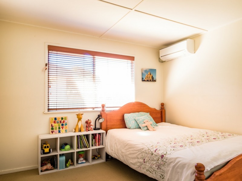 10 Carina Avenue, Mount Isa QLD 4825