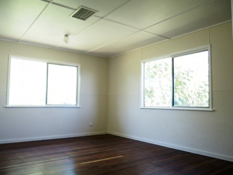 8 Shaw Crescent, Mount Isa QLD 4825