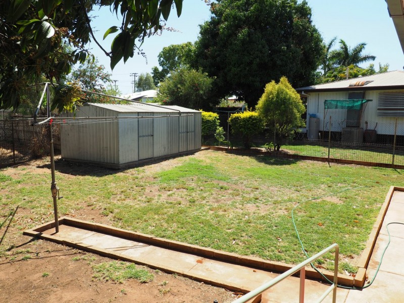 8 Shaw Crescent, Mount Isa QLD 4825