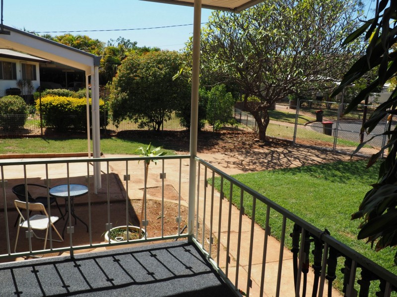 8 Shaw Crescent, Mount Isa QLD 4825