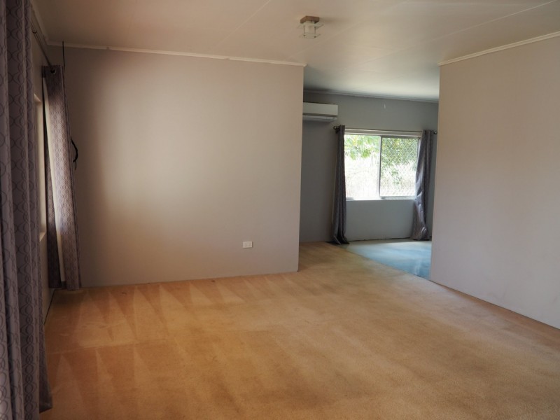 32 Boyd Parade, Mount Isa QLD 4825