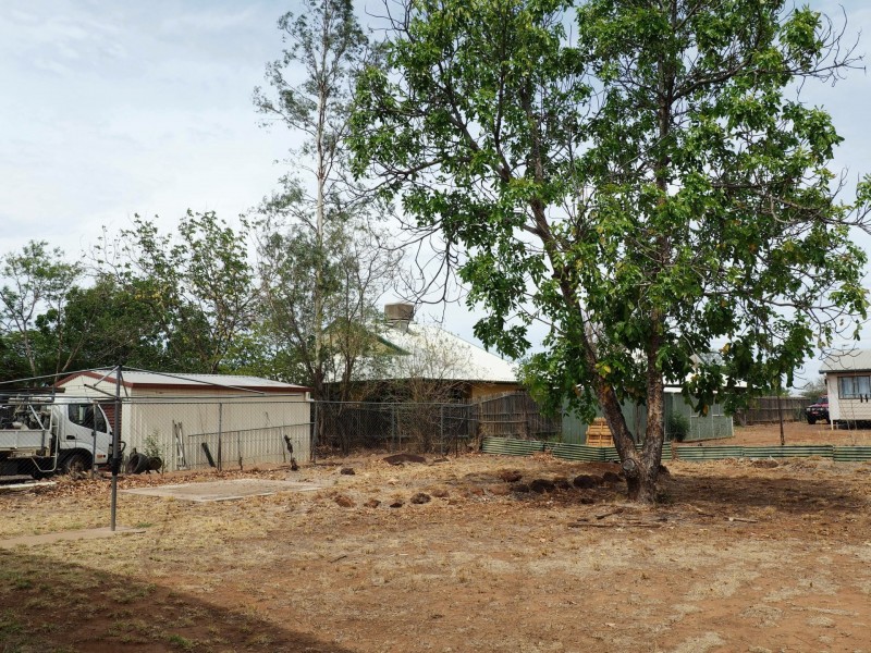 14 Brisbane Street, Cloncurry QLD 4824