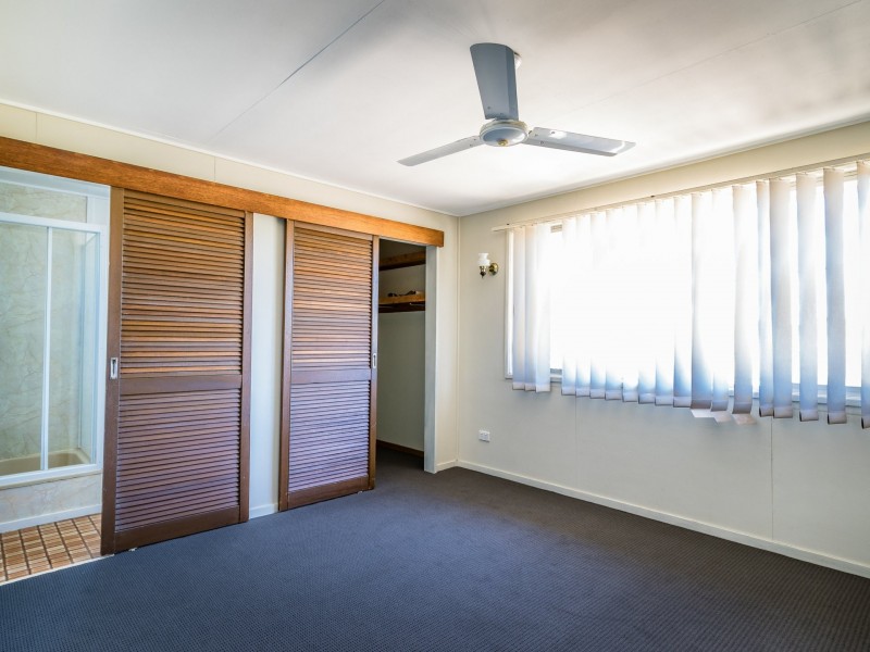 11 Charles Street, Mount Isa QLD 4825