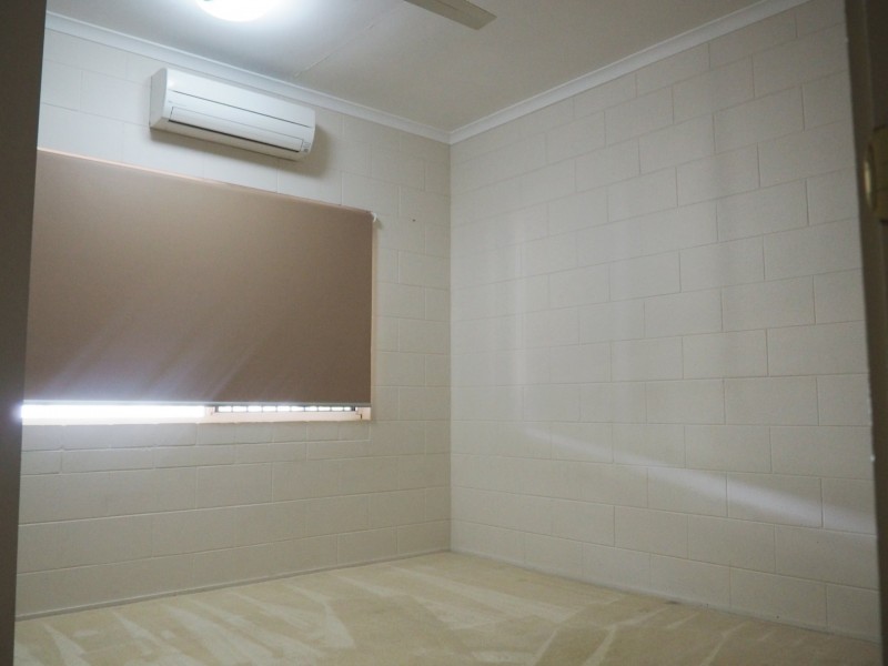 4 Southdown Avenue, Mount Isa QLD 4825