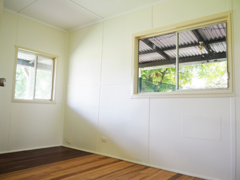 16 Twenty Third Avenue, Mount Isa QLD 4825