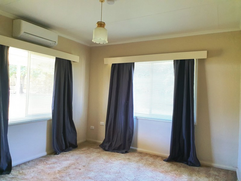 15 Swan Street, Mount Isa QLD 4825