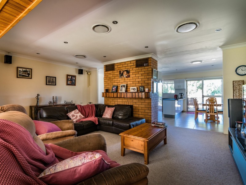 47 Jacobsen Crescent, Mount Isa QLD 4825