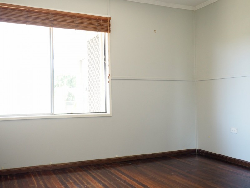 14 Urquhart Street, Mount Isa QLD 4825