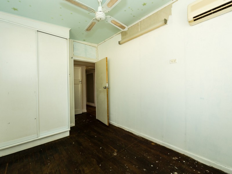 11 Tarakan Street, Mount Isa QLD 4825