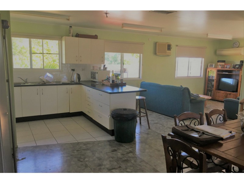 32 Clarina Street, Karumba QLD 4891