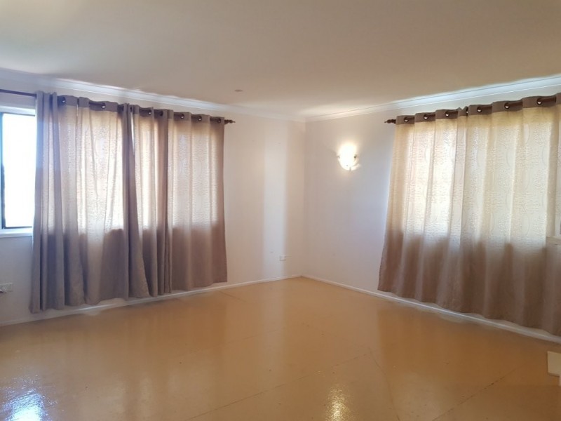 33 Sutton Street, Mount Isa QLD 4825