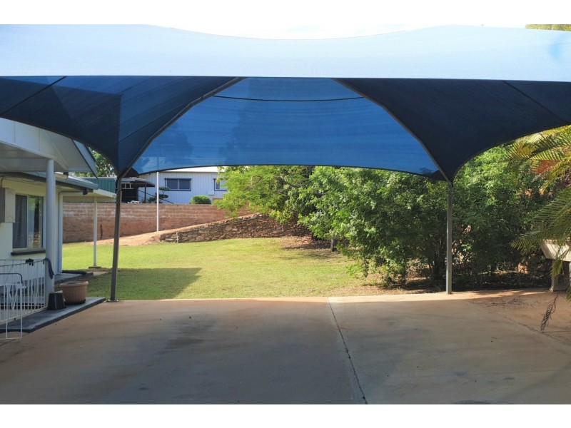 15 Swan Street, Mount Isa QLD 4825