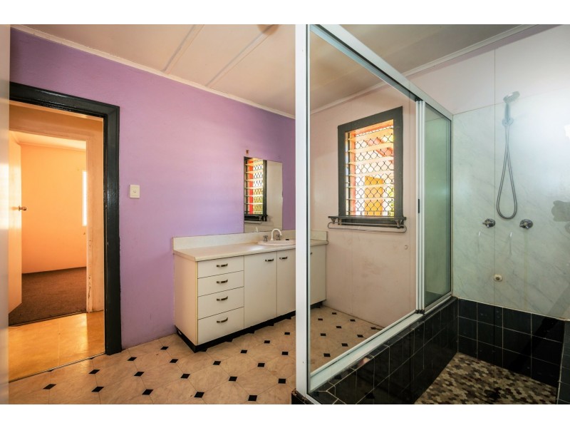 15 Rebecca Street, Mount Isa QLD 4825