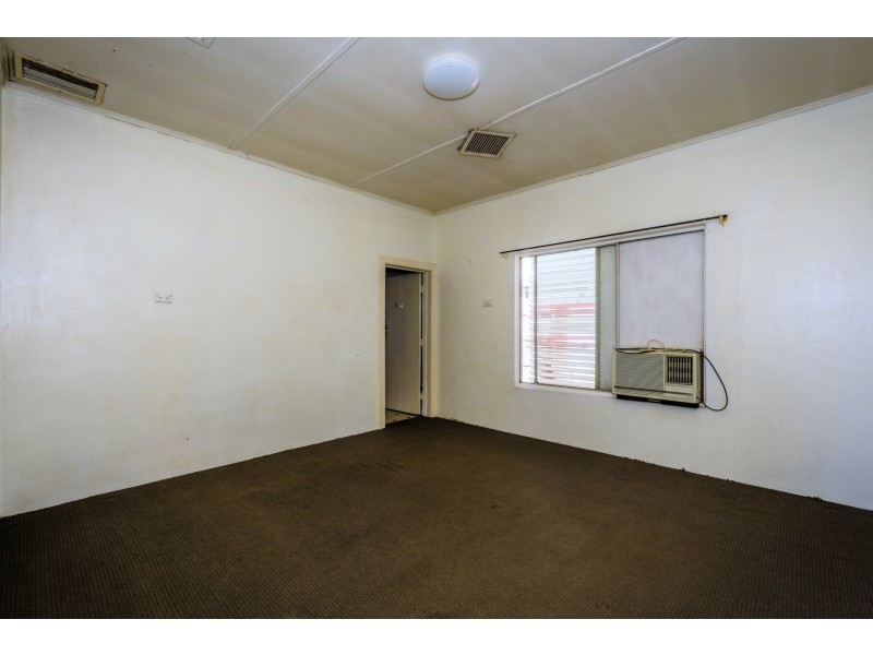 15 Rebecca Street, Mount Isa QLD 4825