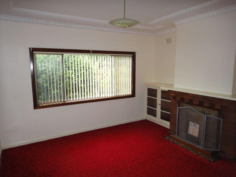 52 Russell Street, Denistone East NSW 2112