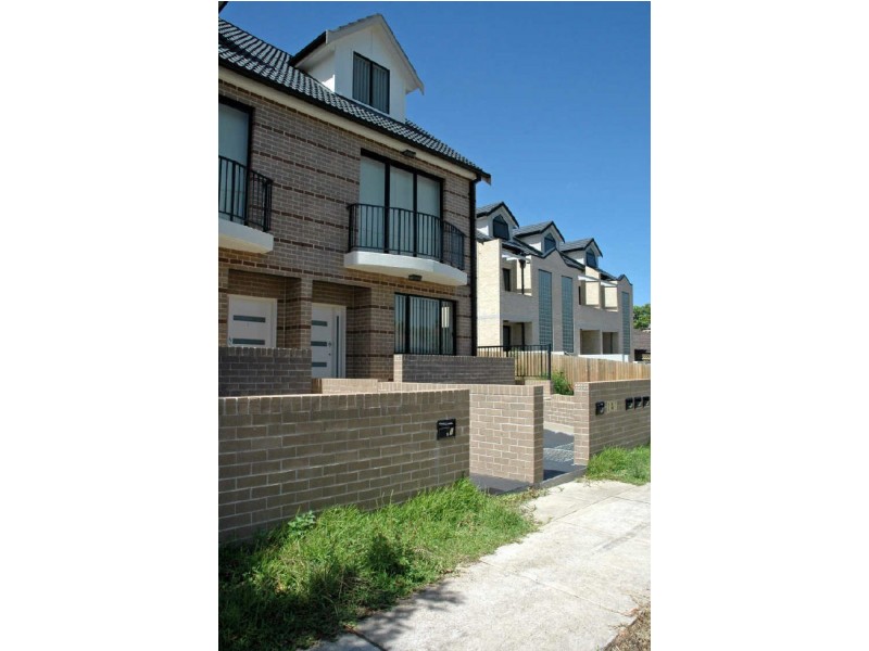 2/141 Carlingford Road, Epping NSW 2121