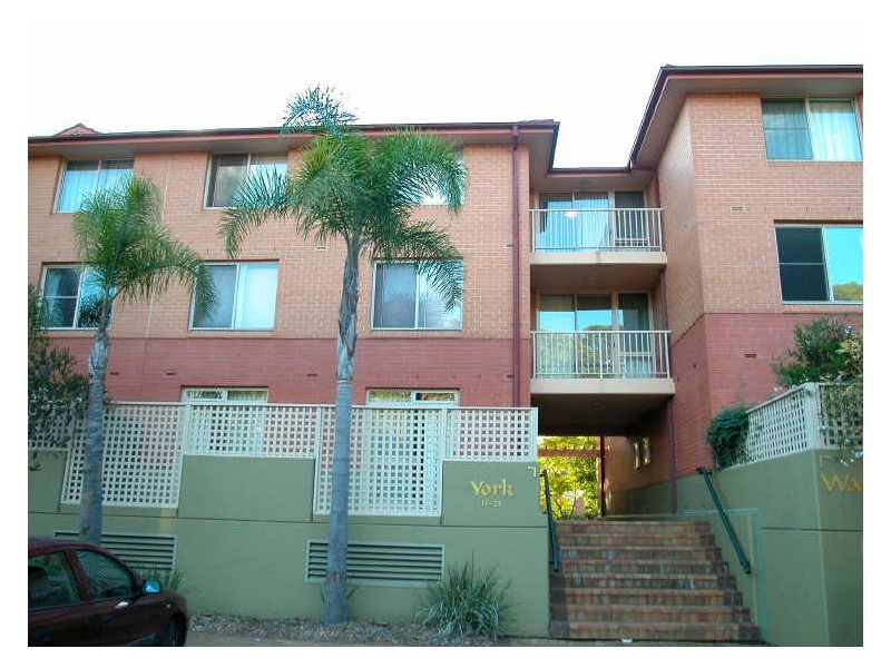 12/13-23 Lancaster Drive, Marsfield NSW 2122